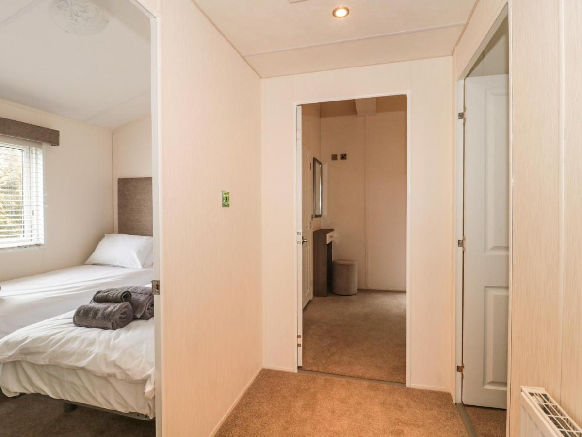 Amethyst Lodge Lymington Exteriör bild