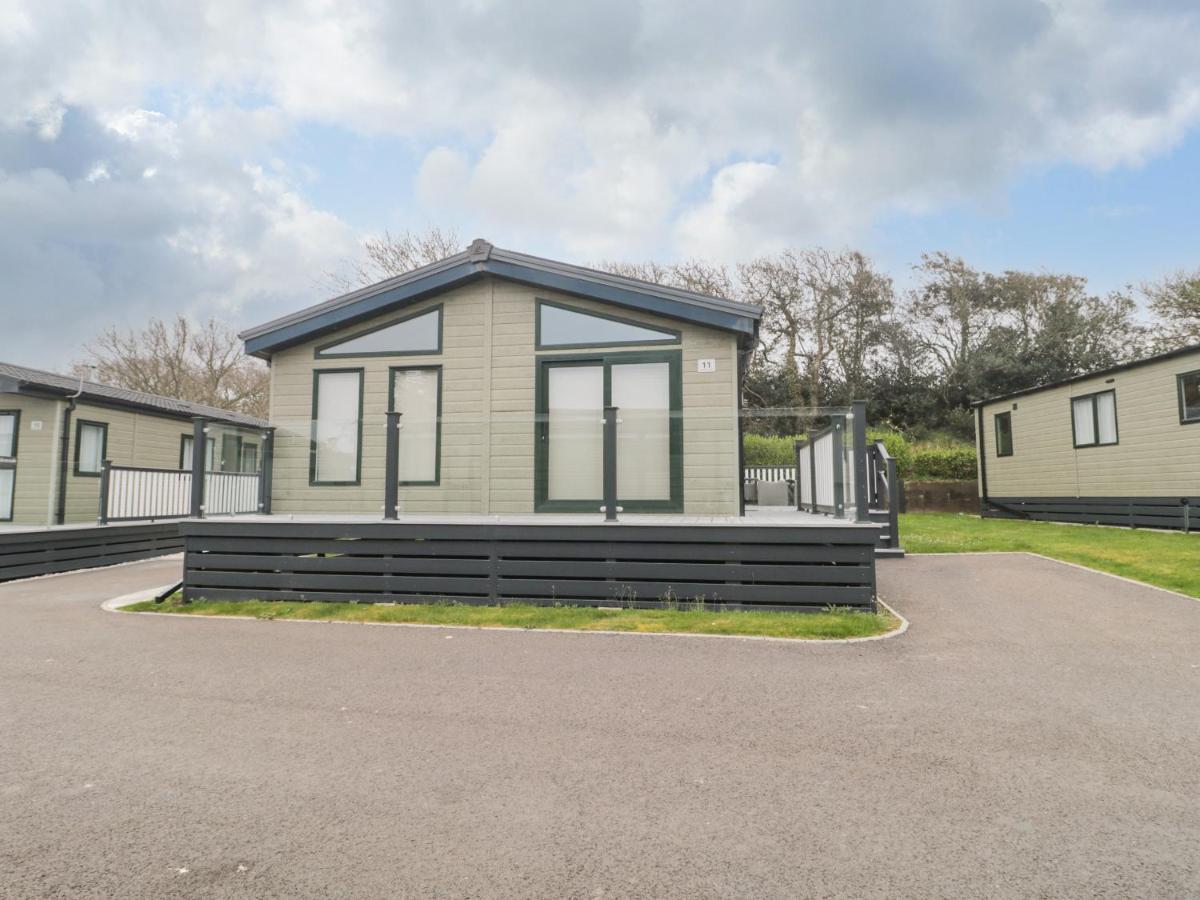 Amethyst Lodge Lymington Exteriör bild