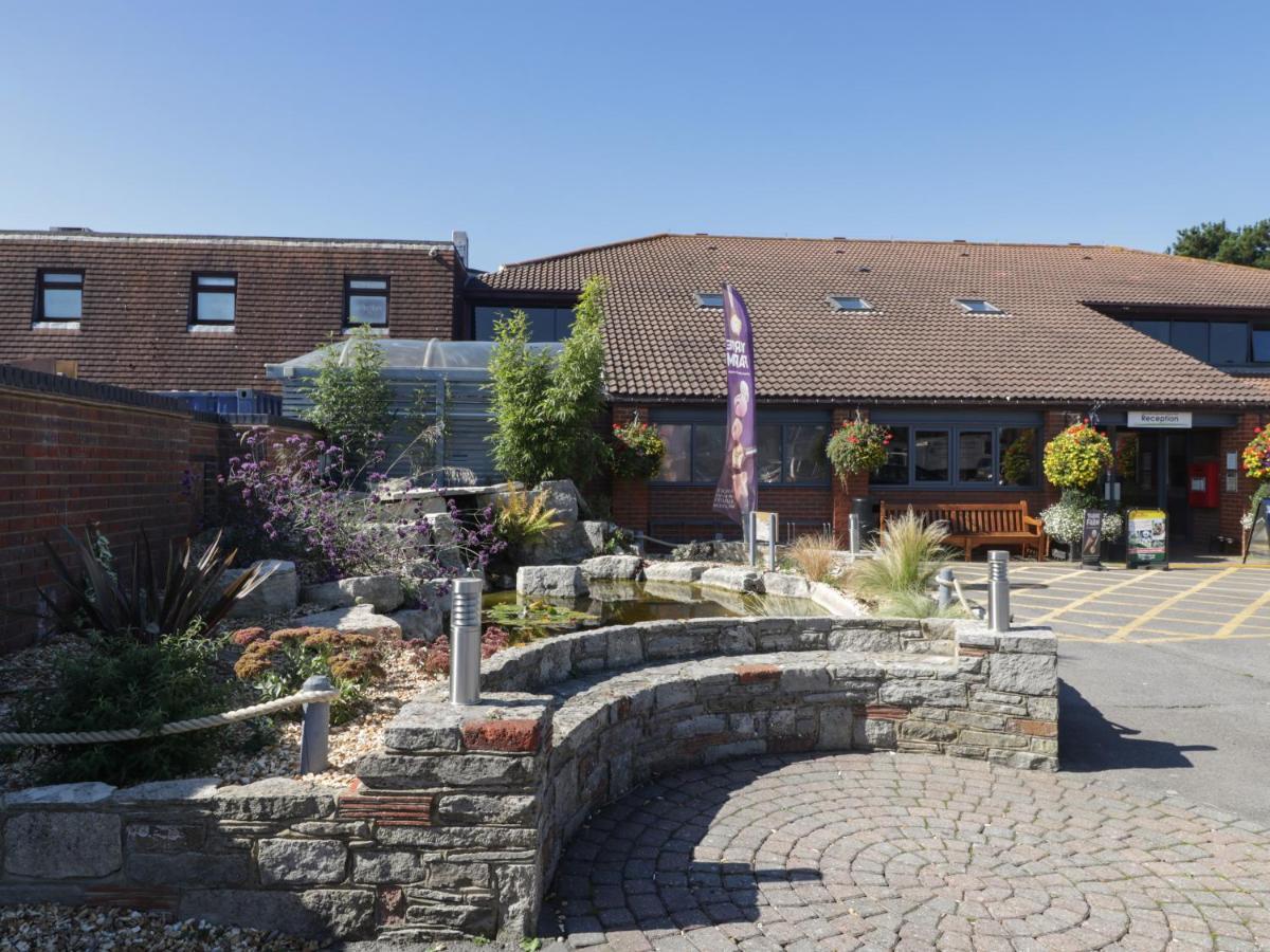 Amethyst Lodge Lymington Exteriör bild