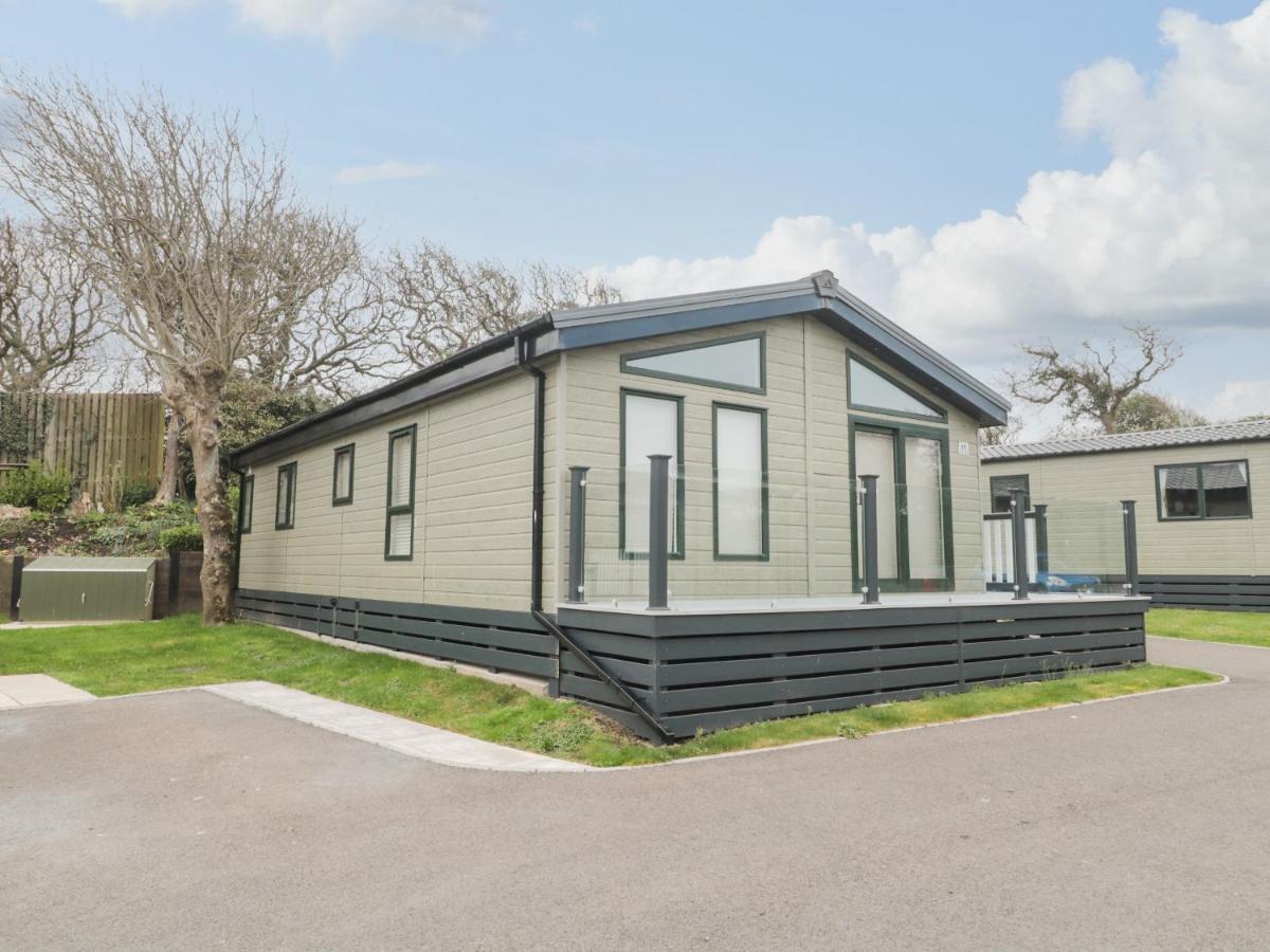 Amethyst Lodge Lymington Exteriör bild